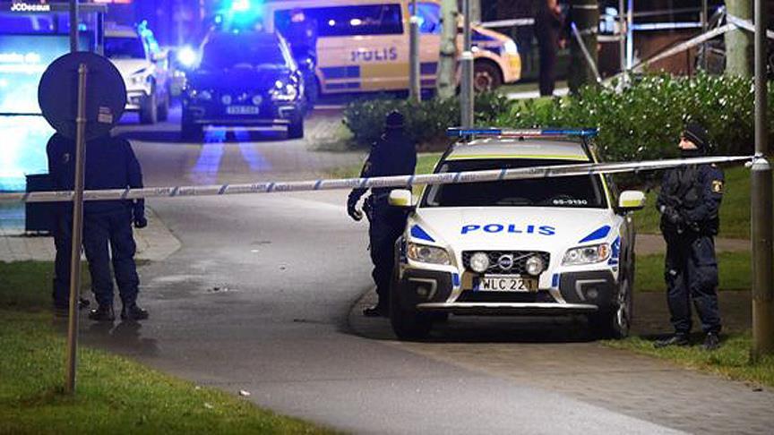 İsveç’te polis karakoluna bombalı saldırı