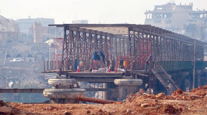 Musul’daki yıkık köprüler nedeniyle halk sıkıntı içinde