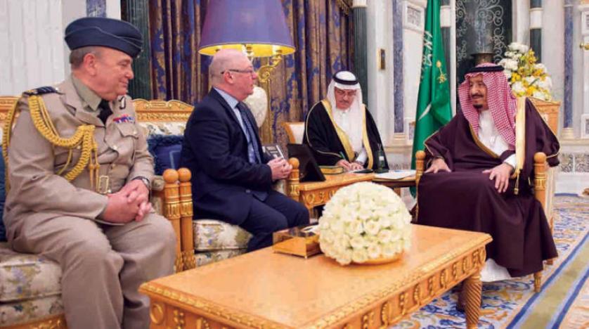 Suudi Arabistan Kralı iki İngiliz sorumlu ile bir araya geldi