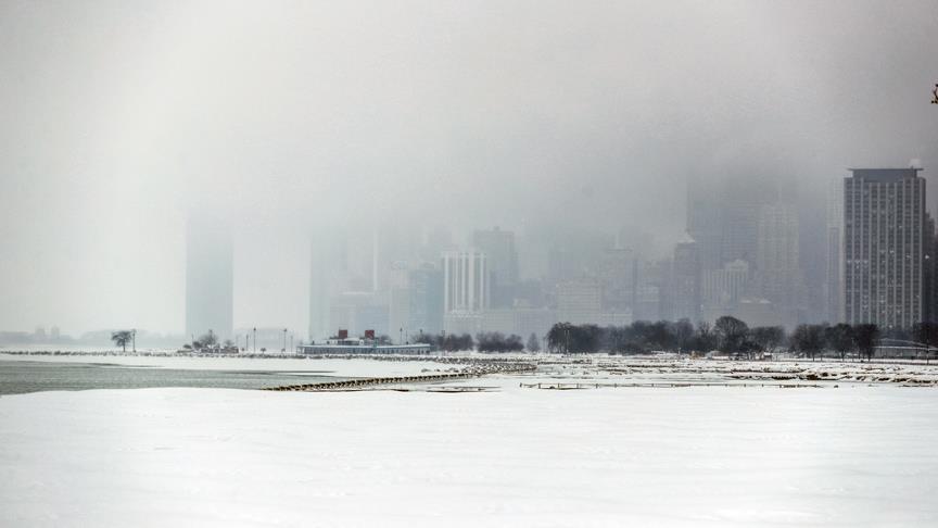 Chicago’yu kar fırtınası vurdu