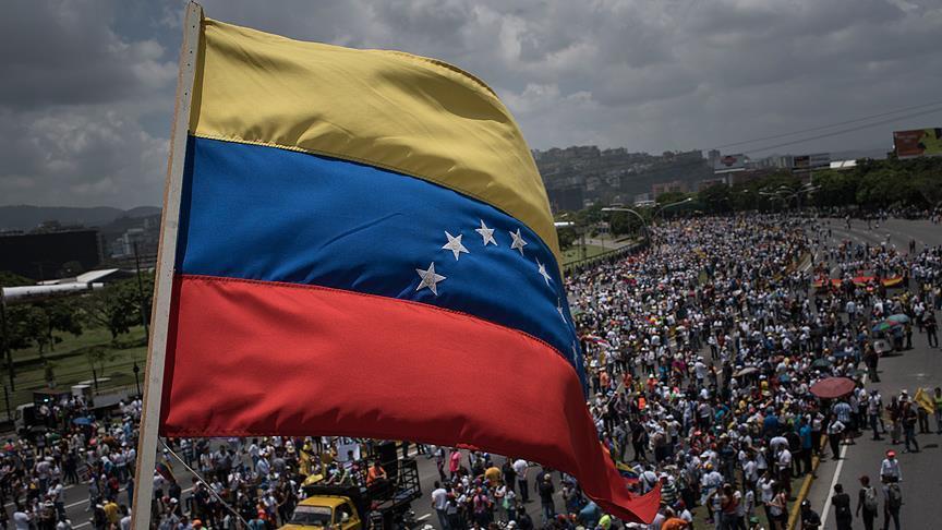 Venezuela’da devlet başkanı seçimi 22 Nisan’da yapılacak