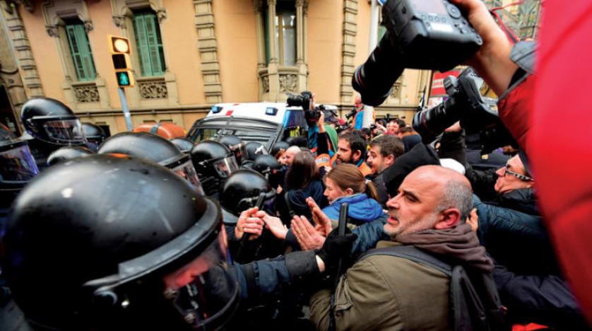 Puigdemont gözaltına alındı 55 bin Katalan sokağa döküdü