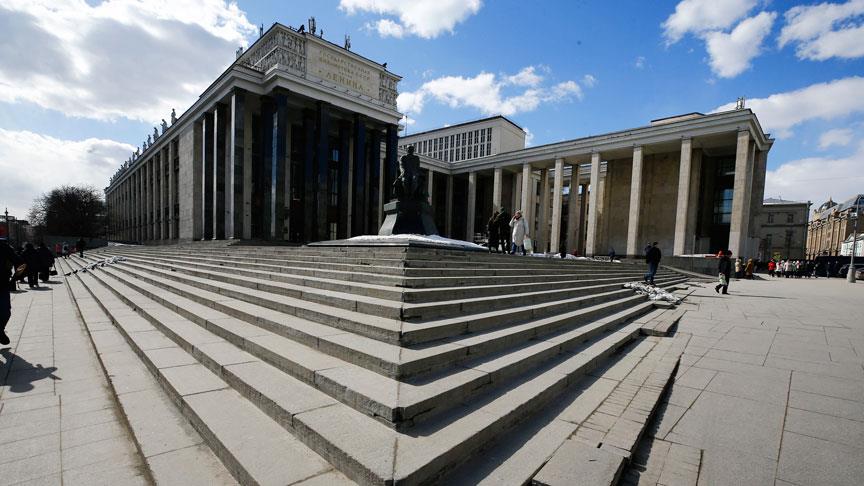 Devrimlerin yıkamadığı kütüphane: Rusya Devlet Kütüphanesi