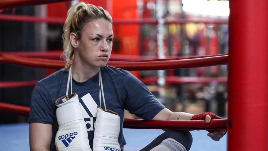 Amerikalı kadın boksör Hardy’nin mücadelesi