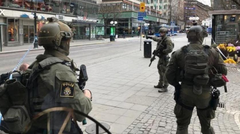İsveç’te 3 şüpheliye terör gözaltısı