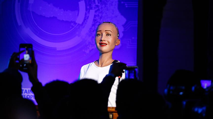Robot Sophia, Will Smith ile buluşmasını anlattı