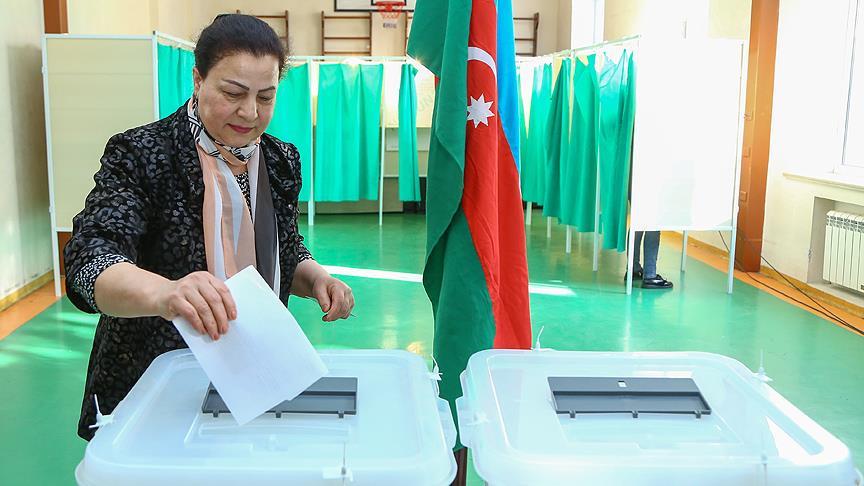 Azerbaycan cumhurbaşkanını seçiyor