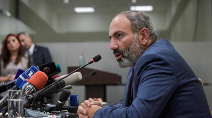 Ermenistan’da Paşinyan’ın talebi ile iki isim görevden alındı