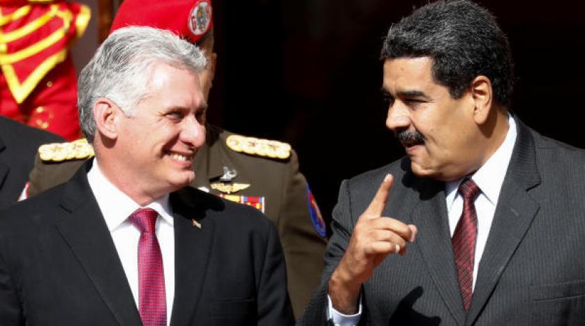 Küba Devlet Başkanı’ndan Maduro’ya destek
