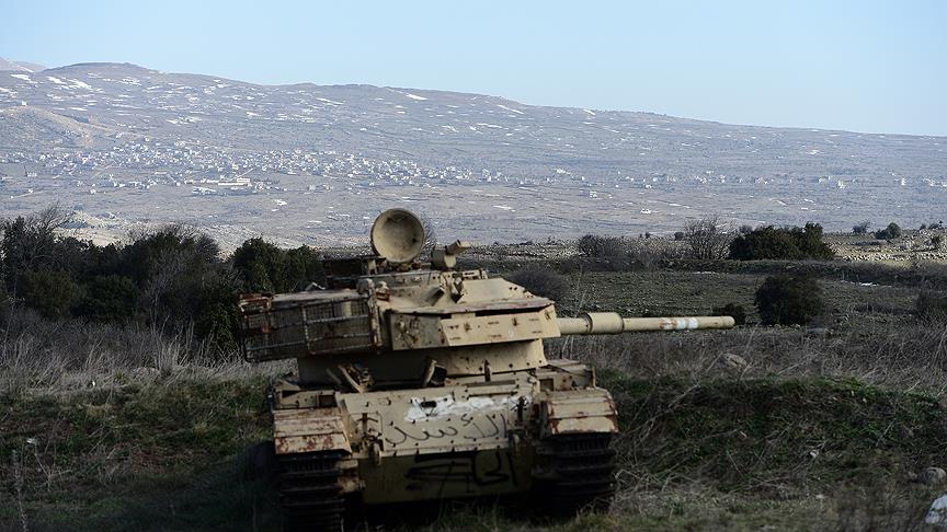 İsrail Suriye’nin güneyine saldırdı