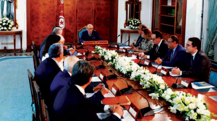 Tunus’ta hükümetin geleceğine ilişkin belirsizlik sürüyor
