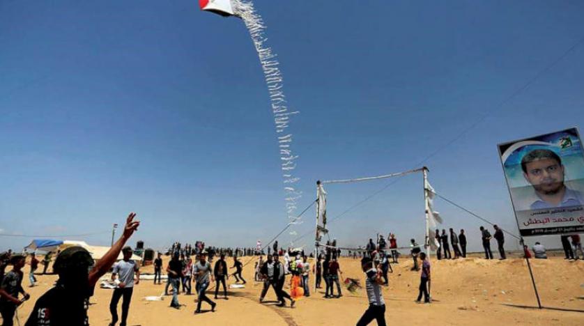 Gazze’nin kağıt uçakları sınırı ‘kontrol’ altına alıyor
