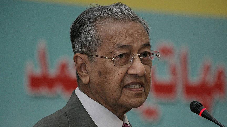 Malezya Başbakanı Mahathir: Savaş gemileri, Güney Çin Denizi’nde tansiyonu artırıyor