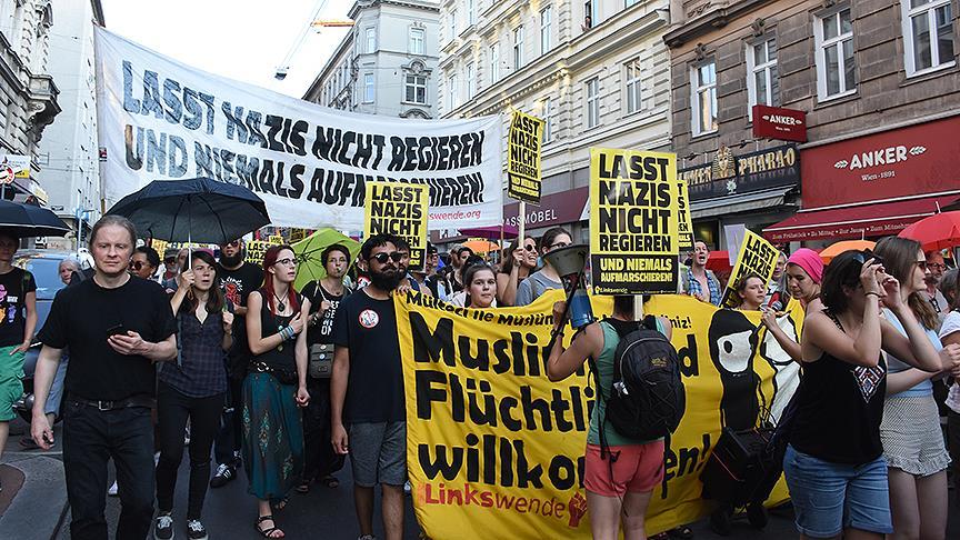 Avusturya hükümetine ‘Nazilere hayır’ protestosu