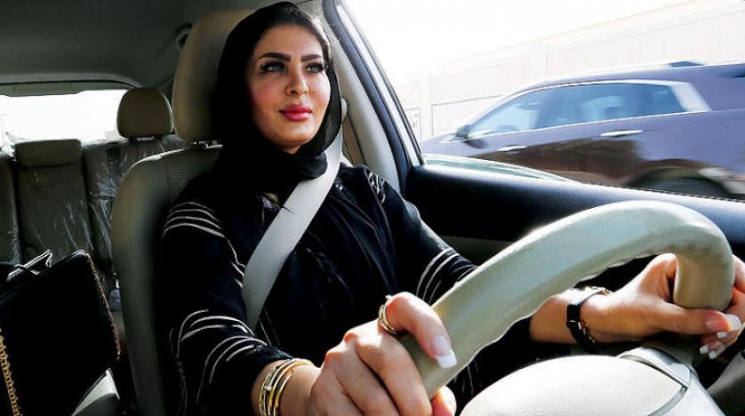Ve Suudi Kadını otomobil sürdü!
