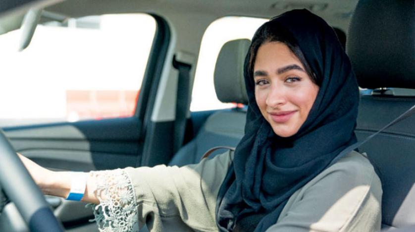 Otomotiv şirketleri Suudi kadınlara hizmet için yarışıyor