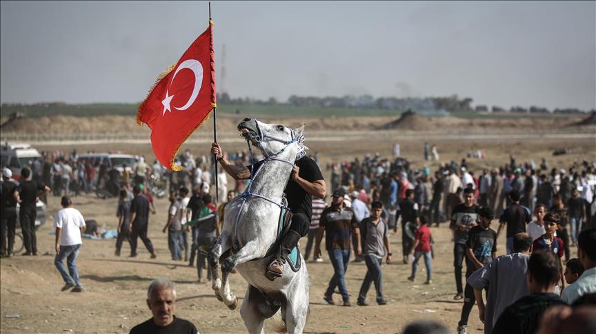 Gazze sınırındaki ‘Milyonluk Kudüs’ gösterisinde Türk bayrağı