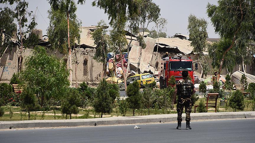 Afganistan’da seçim merkezine bombalı saldırı: 2 ölü