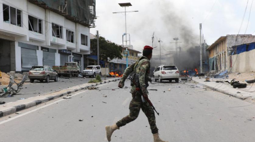 Somali’de bakanlığa bomba yüklü araçla saldırı