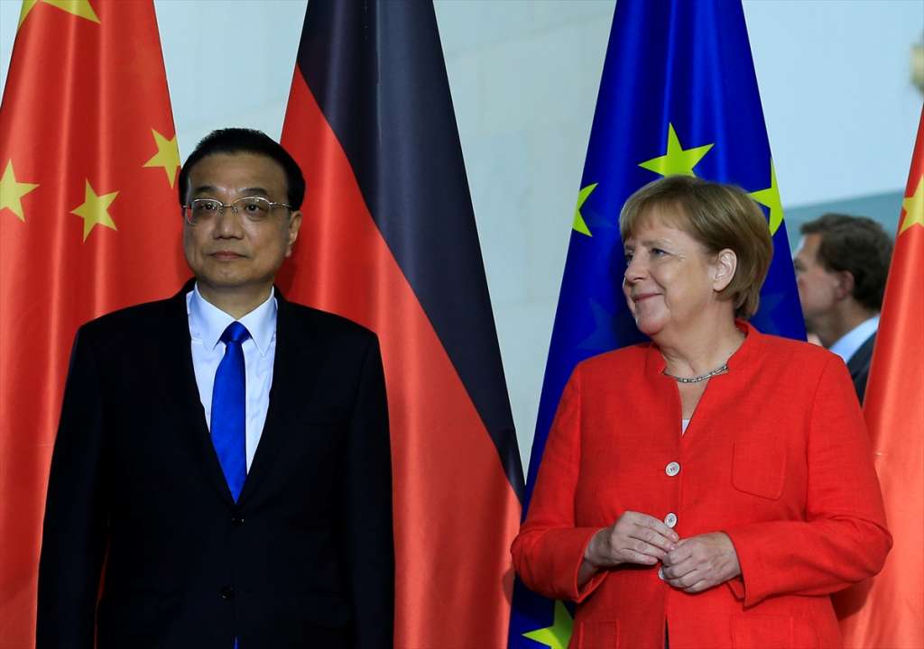 Merkel ve Li serbest ticaretten yana