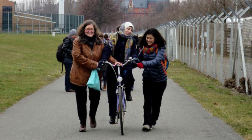 Almanya’da kadın mülteciler için bisiklet kursları
