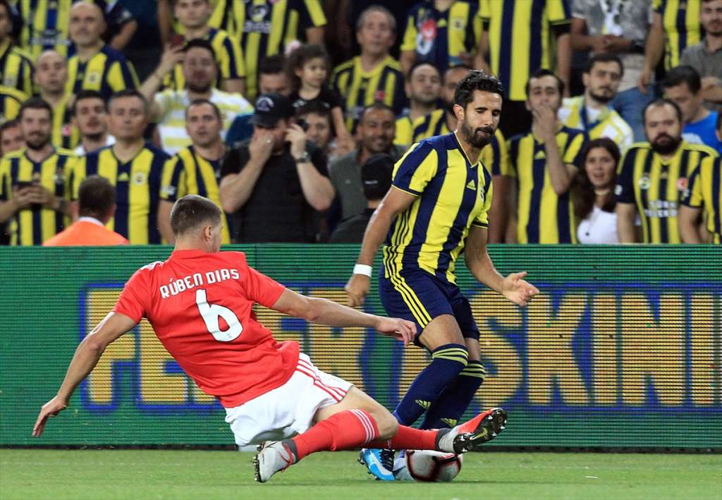 Fenerbahçe’den Şampiyonlar Ligi’ne erken veda