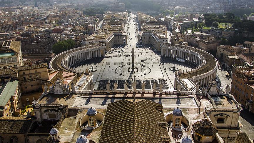 Vatikan ABD’deki kiliselerde yaşanan çocuk istismarını kınadı