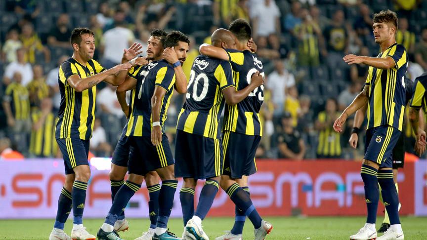 Fenerbahçe son hazırlık maçında Cagliari’yi 2-1 yendi