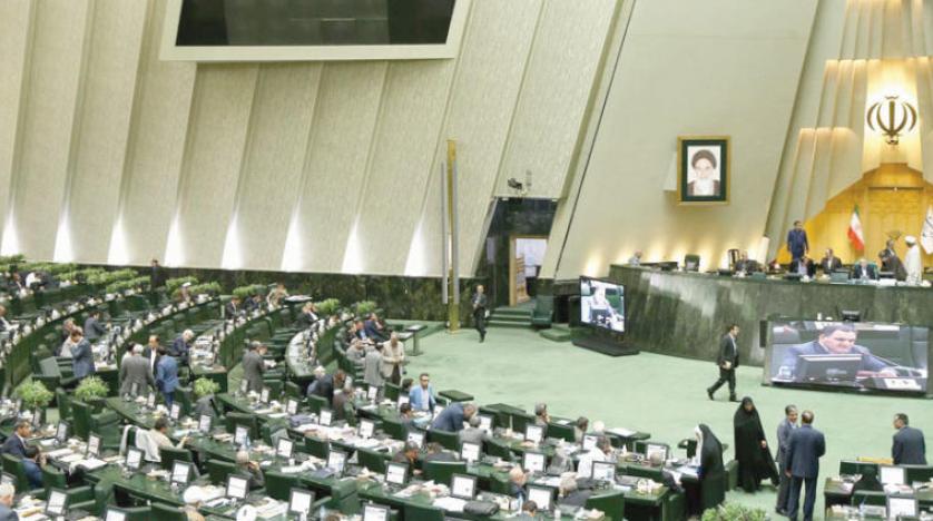 İran Meclisi’nin Ruhani’ye yönelik gensoru önergesi kabul edildi