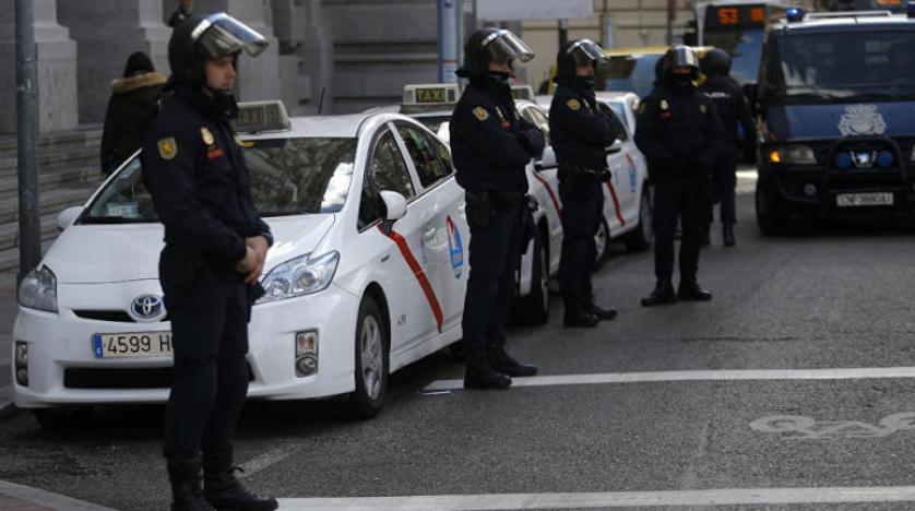 İspanya’da polise saldırı girişimi