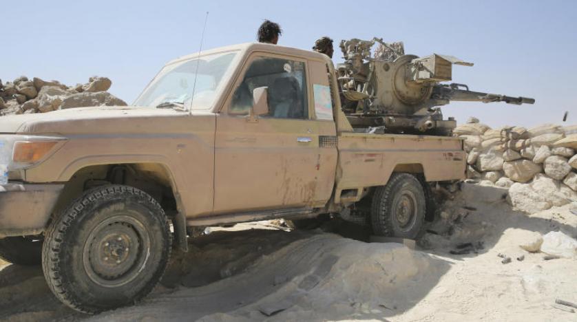 Yemen Ulusal Ordusu’ndan Husi hedeflerine topçu atışı