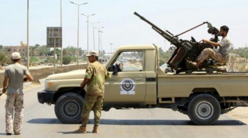 Derne’de Libya ordusu ile silahlı gruplar arasında çatışma