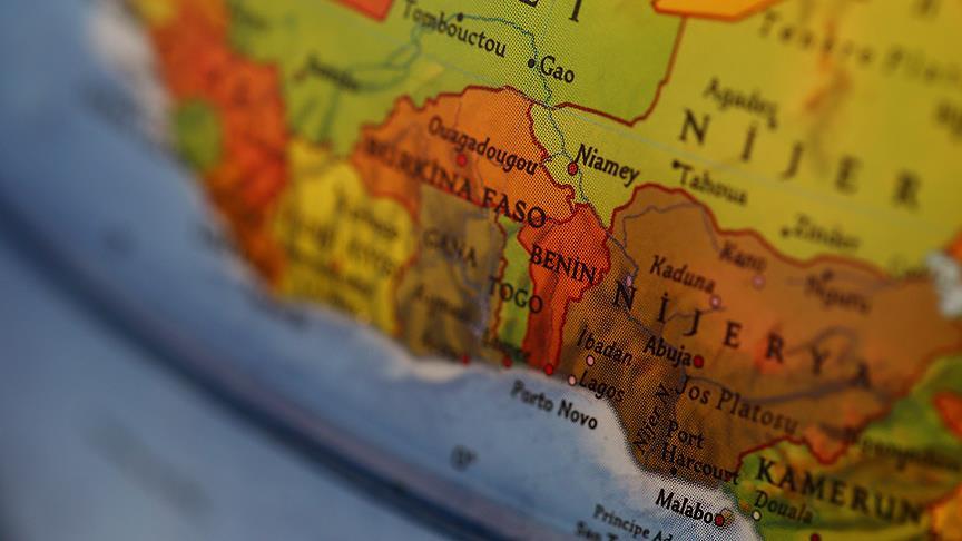 Nijer’e malzeme taşıyan 732 tır Benin’de mahsur kaldı
