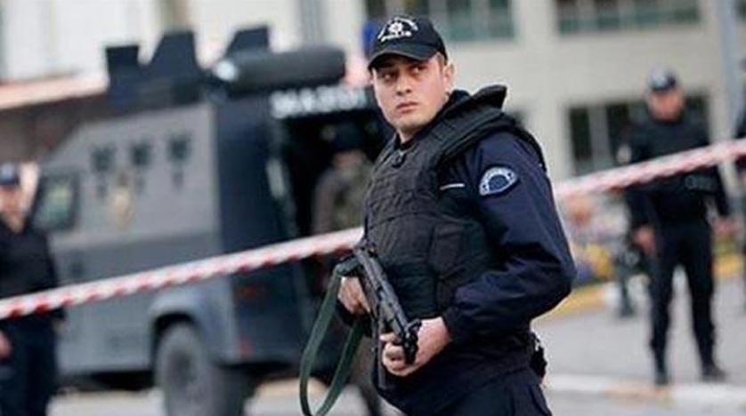 Gaziantep’te AVM çalışanlarını rehin alan firari asker gözaltına alındı