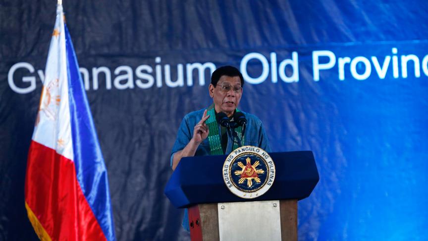 Duterte: Güney Çin Denizi’nde patlak verecek bir savaşa hazır değiliz